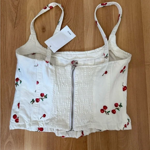 Mango Cherry Patterned White Camisole - Picture 7 of 8